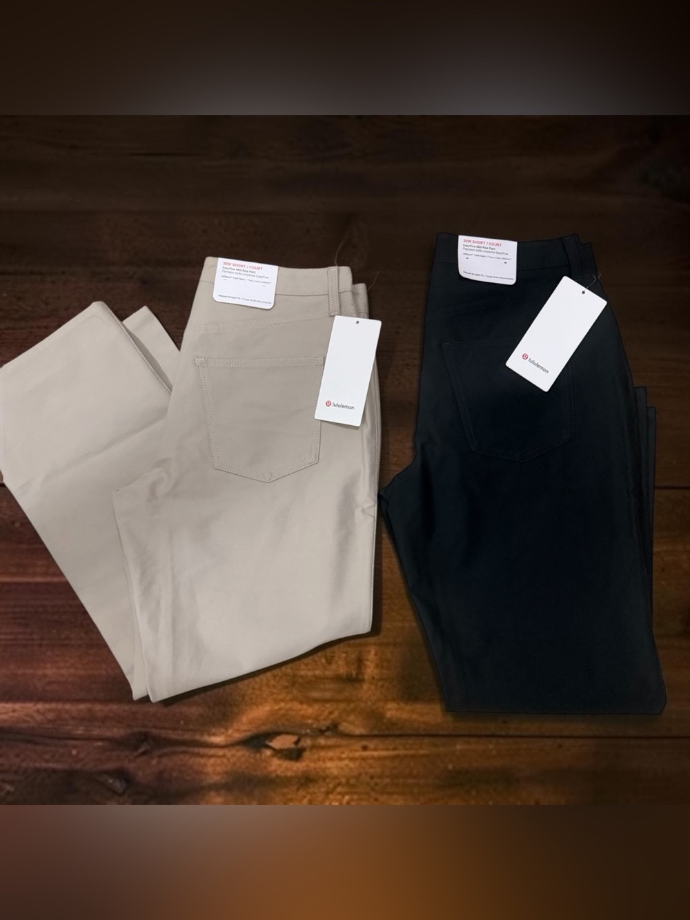 lululemon athletica Men's Chinos - Black & Beige